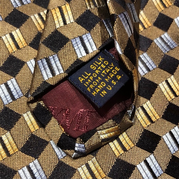 Escher-like Geometric Silk Tie - Picture 4 of 4